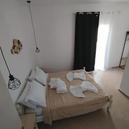 קלמאקי Artemis Beach Studios חדר תמונה