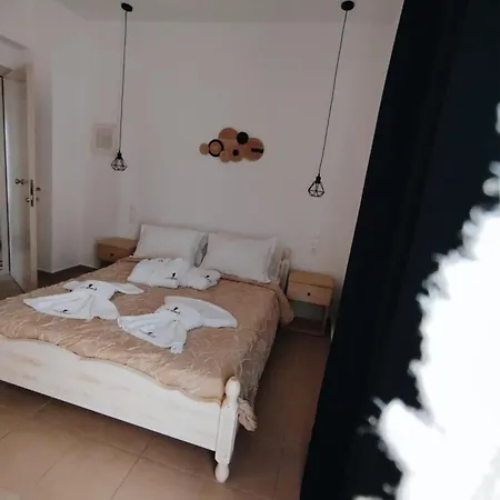 קלמאקי Artemis Beach Studios חדר תמונה