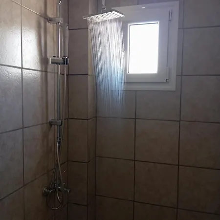 קלמאקי Artemis Beach Studios חדר תמונה