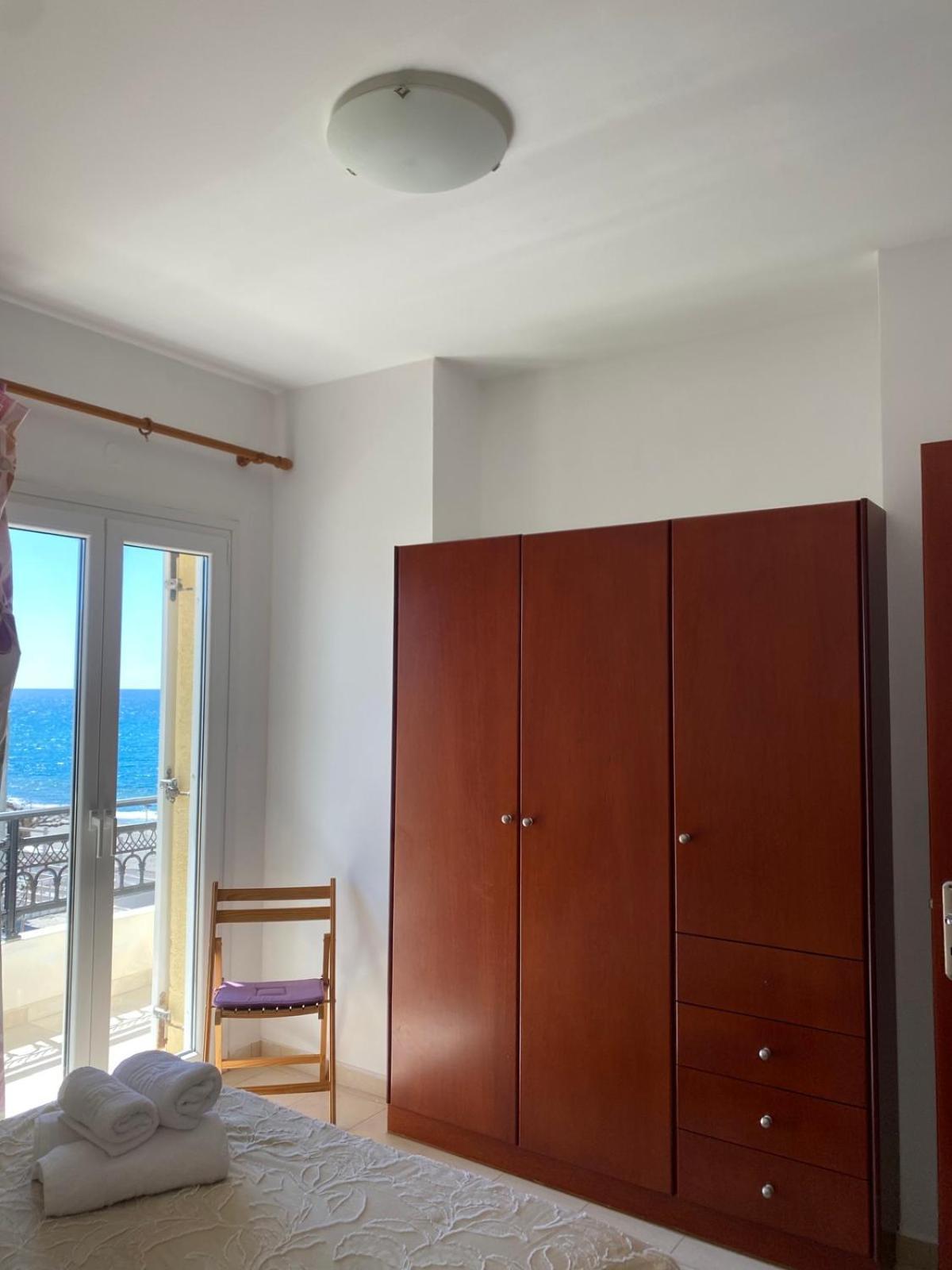Artemis * Kalamaki (Heraklion)