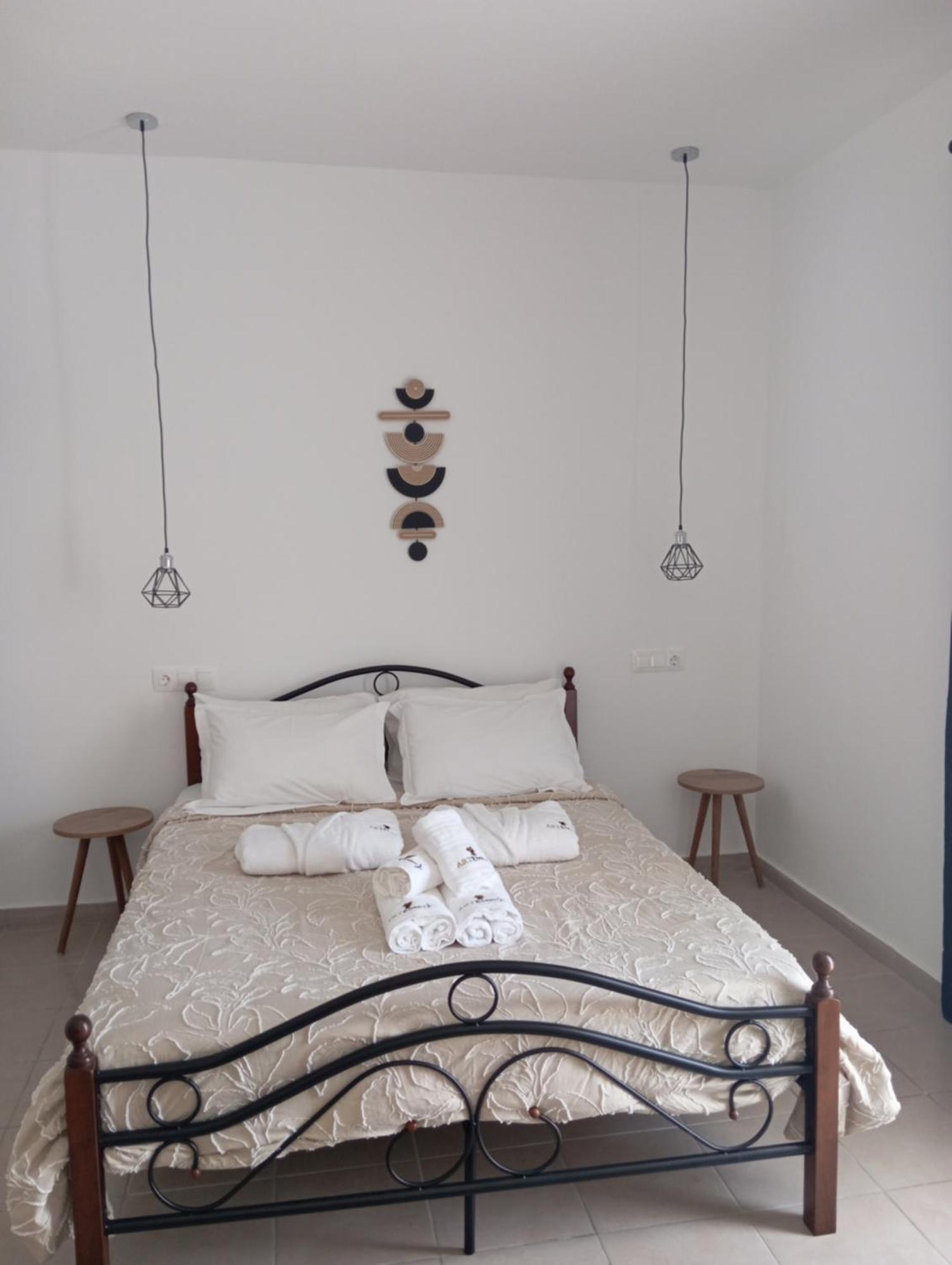 Artemis Apartment *